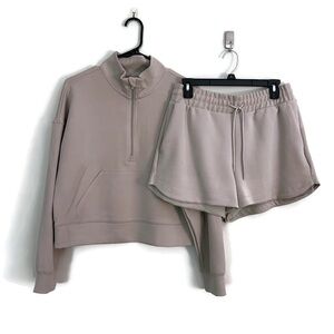 All in Motion Airy Sleek Ribbed Pullover & Shorts
